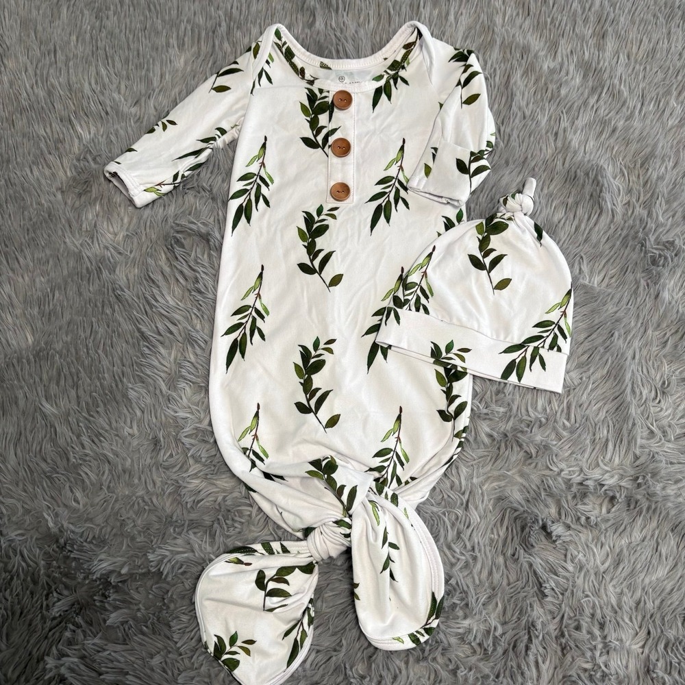 Caden Lane White Knotted Gown & Hat Set with Green Leaf Print